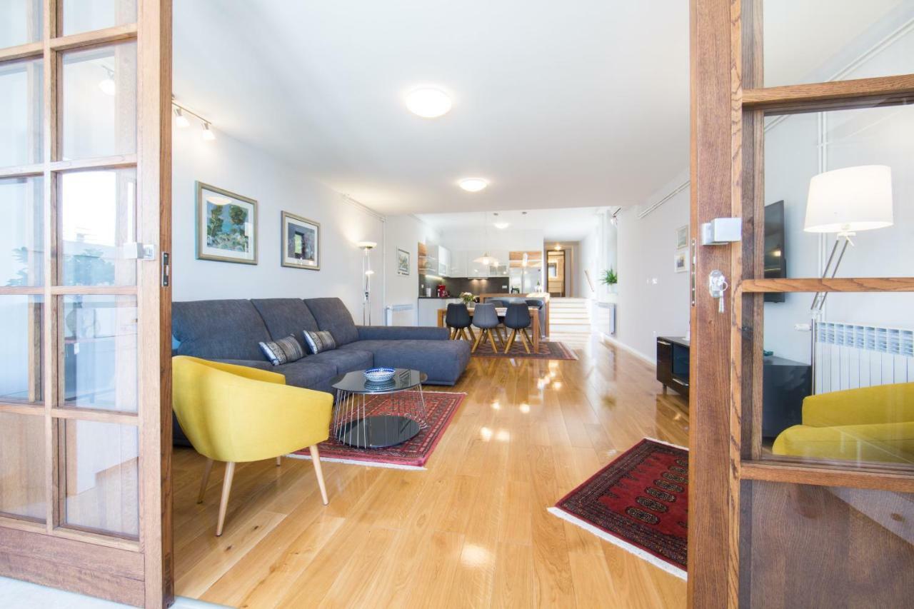 Melody M Apartment With Private Pool スプリト エクステリア 写真